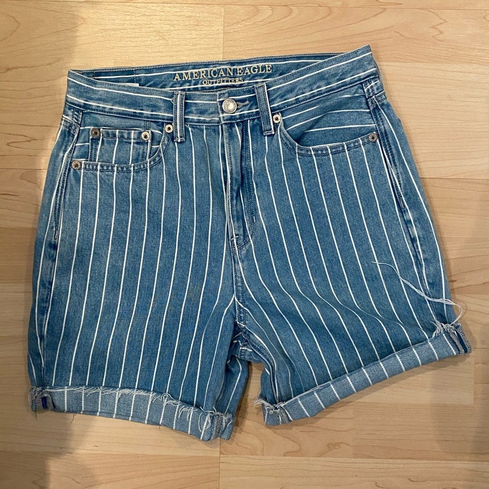 American Eagle Vintage Cut Offs